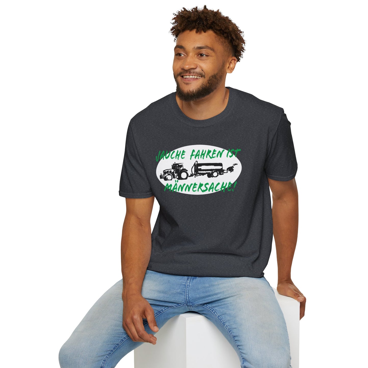Jauche fahren ist Männersache T-Shirt