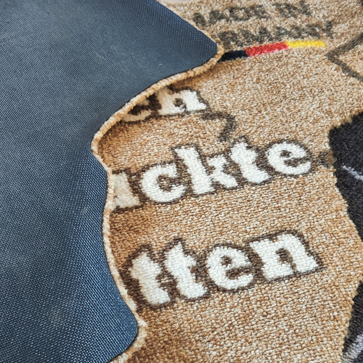 Hochwertiger Druck Made in Germany auf waschbarer Traktormatte